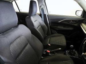 Suzuki Swift 1.2 GLX manual - Image 12