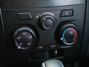 Isuzu D-Max 250 double cab Hi-Ride auto - Image 14