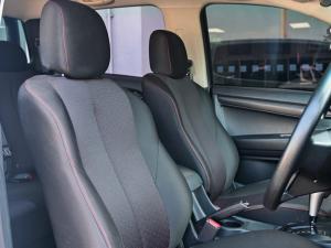 Isuzu D-Max 250 double cab Hi-Ride auto - Image 17