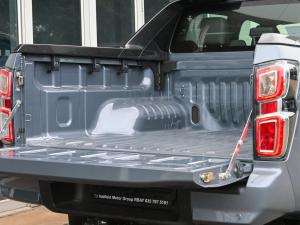 Isuzu D-Max 3.0TD double cab V-Cross - Image 21