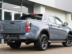 Isuzu D-Max 3.0TD double cab V-Cross - Image 22