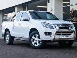 Isuzu KB 300D-Teq Extended cab LX - Image 1