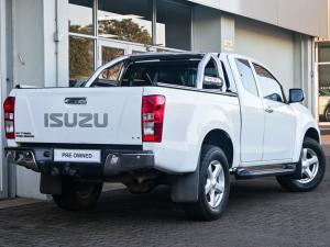 Isuzu KB 300D-Teq Extended cab LX - Image 22