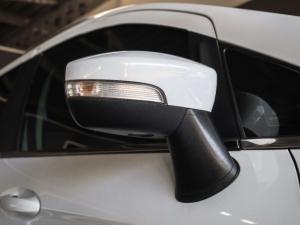 Ford EcoSport 1.0T Titanium auto - Image 10