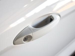 Ford EcoSport 1.0T Titanium auto - Image 12