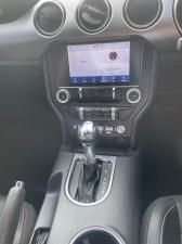 Ford Mustang 5.0 GT fastback - Image 6