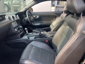 Ford Mustang 5.0 GT fastback - Image 8