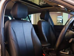 BMW 1 Series 120i 5-door auto - Image 10