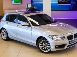 BMW 1 Series 120i 5-door auto - Image 1