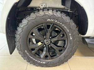 Isuzu D-Max 3.0TD double cab LSE 4x4 45th - Image 5