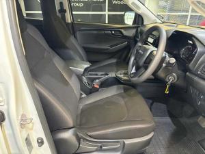 Isuzu D-Max 1.9TD double cab L auto - Image 13