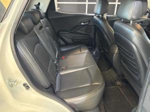 Mahindra XUV300 1.5TD W8 - Image 11