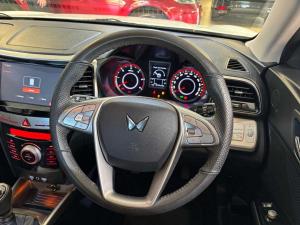 Mahindra XUV300 1.5TD W8 - Image 16