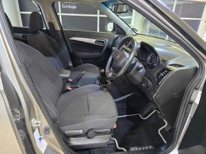 Suzuki Vitara Brezza 1.5 GLX - Image 15