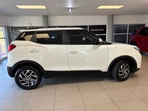 Mahindra XUV300 1.2T W8 - Image 6