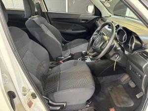 Suzuki Swift 1.2 GL auto - Image 14