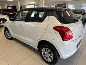 Suzuki Swift 1.2 GL auto - Image 9