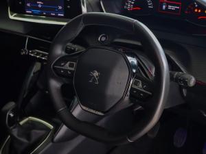 Peugeot 208 1.2 Active - Image 7