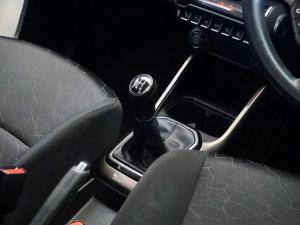 Suzuki Ignis 1.2 GLX manual - Image 11