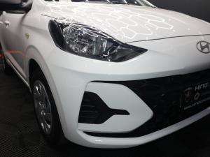 Hyundai Grand i10 1.0 Premium hatch - Image 6