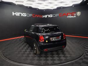 MINI Hatch Cooper SE Hatch 3-door - Image 3