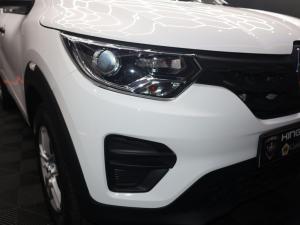 Renault Triber 1.0 Life - Image 6