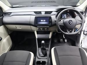 Renault Triber 1.0 Life - Image 8
