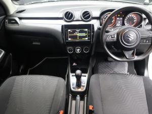 Suzuki Swift 1.2 GLX auto - Image 8