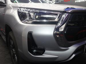 Toyota Hilux 2.8GD-6 double cab Raider auto - Image 6