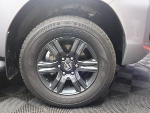Toyota Hilux 2.8GD-6 double cab Raider auto - Image 7