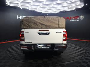 Toyota Hilux 2.8GD-6 48V double cab Raider - Image 5
