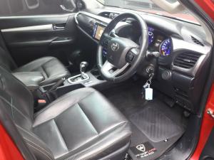 Toyota Hilux 2.8GD-6 double cab Raider auto - Image 9