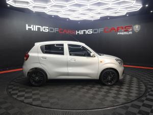 Toyota Vitz 1.0 XR manual - Image 3