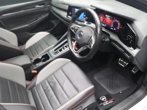 Volkswagen Golf GTI - Image 9