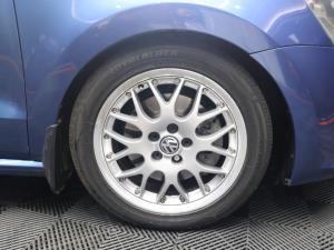 Volkswagen Polo hatch 1.2TSI Highline - Image 7
