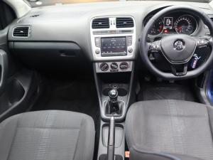 Volkswagen Polo hatch 1.2TSI Highline - Image 8