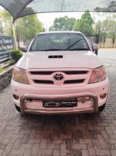Toyota Hilux 3.0D-4D double cab 4x4 Raider - Image 2