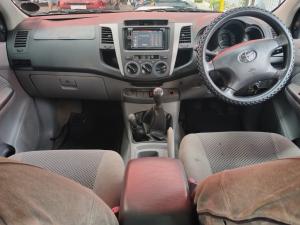 Toyota Hilux 3.0D-4D double cab 4x4 Raider - Image 7