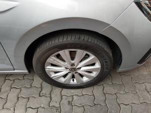 Volkswagen Polo sedan 1.6 Comfortline auto - Image 10