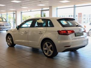 Audi A3 Sportback 30TFSI S line - Image 8