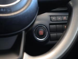 Suzuki Baleno 1.5 GLX auto - Image 14