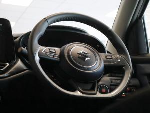 Suzuki Baleno 1.5 GLX auto - Image 18