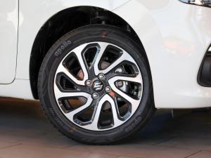 Suzuki Baleno 1.5 GLX auto - Image 6