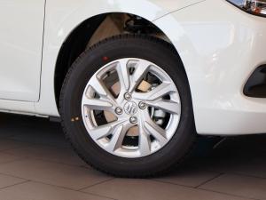 Suzuki Swift 1.2 GL+ auto - Image 6
