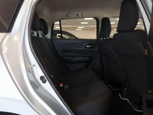 Suzuki Swift 1.2 GL+ manual - Image 13