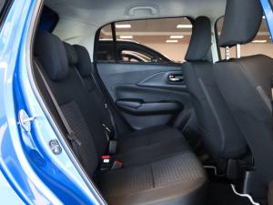 Suzuki Swift 1.2 GLX auto - Image 12