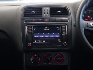 Volkswagen Polo Vivo hatch 1.6 Comfortline auto - Image 15