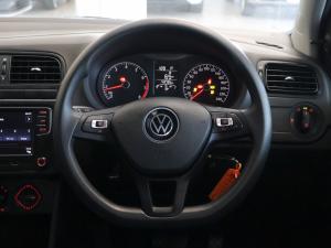 Volkswagen Polo Vivo hatch 1.6 Comfortline auto - Image 17
