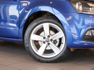 Volkswagen Polo Vivo hatch 1.6 Comfortline auto - Image 6