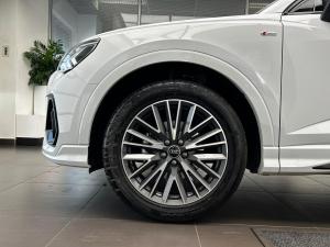 Audi Q3 Sportback 35TFSI Black Edition - Image 5